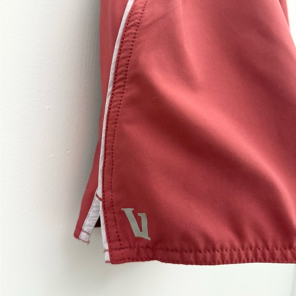 Vuori Men's The Rise and Shine Shorts | Size XL - Picture 5 of 6